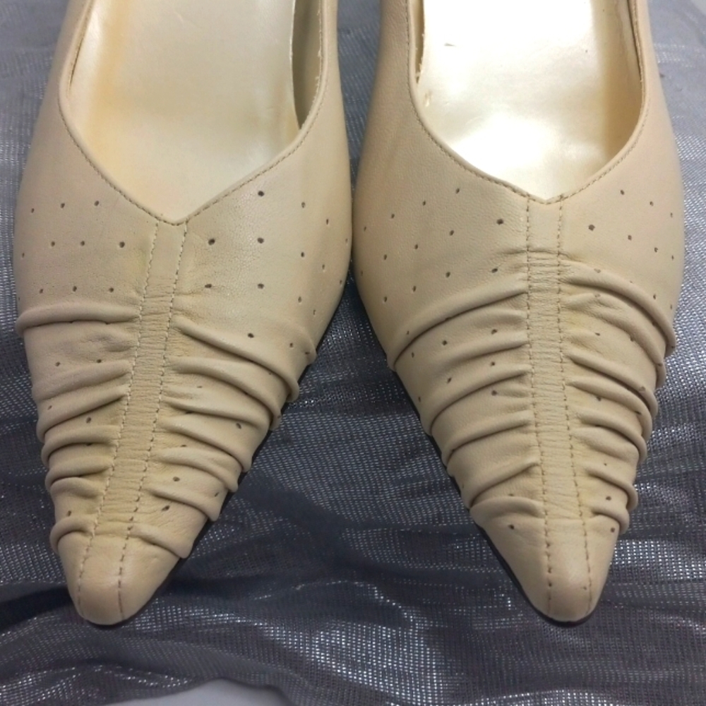 LEATHER HEELS 👠 - Picture 4 of 7